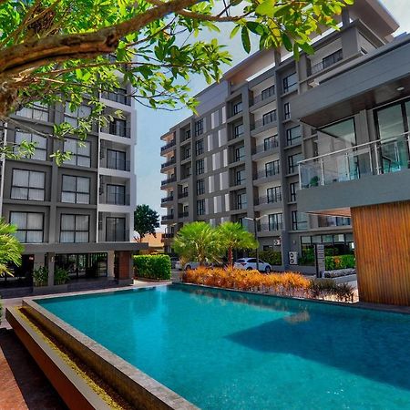 The S Block Condotel Ban Si Than Exterior foto