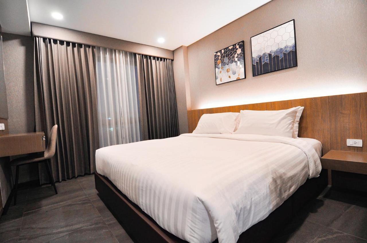 The S Block Condotel Ban Si Than Exterior foto