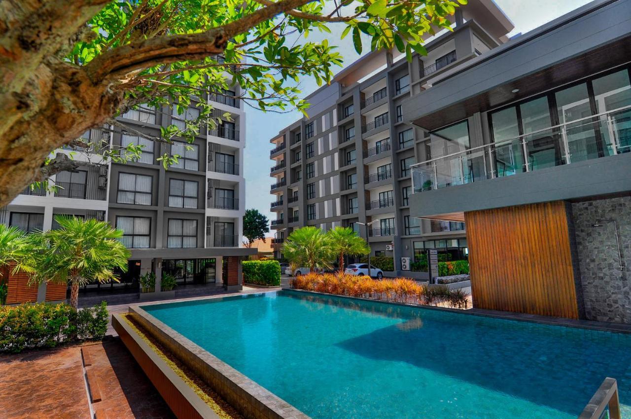 The S Block Condotel Ban Si Than Exterior foto